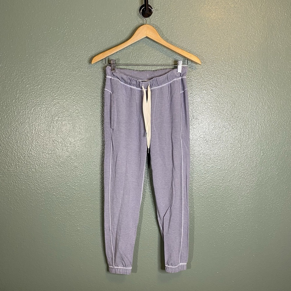 lululemon Women's Joggers Violet Women's Size‎ 4